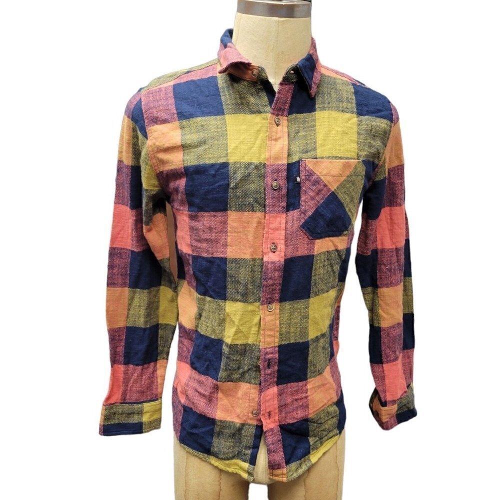 JUNK Food Clothing Men's Long Sleeve Plaid Shirt.  Size Small.  NWT $59